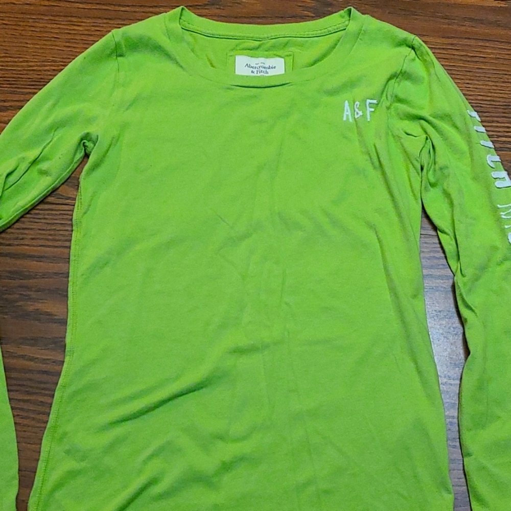 ABERCROMBIE & FITCH LONG SLEEVE TEE